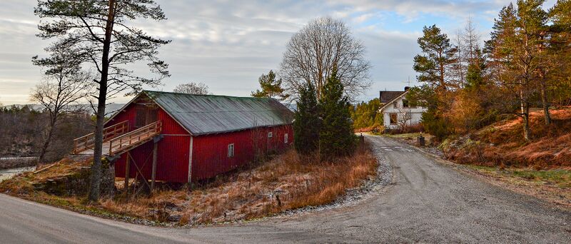 Fil:Li, Øvre Evje 261115-2.jpg