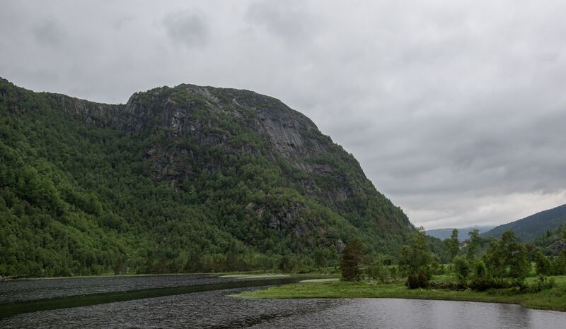 Fil:Hønelandsfjellet Breland Åseral 190626.jpg
