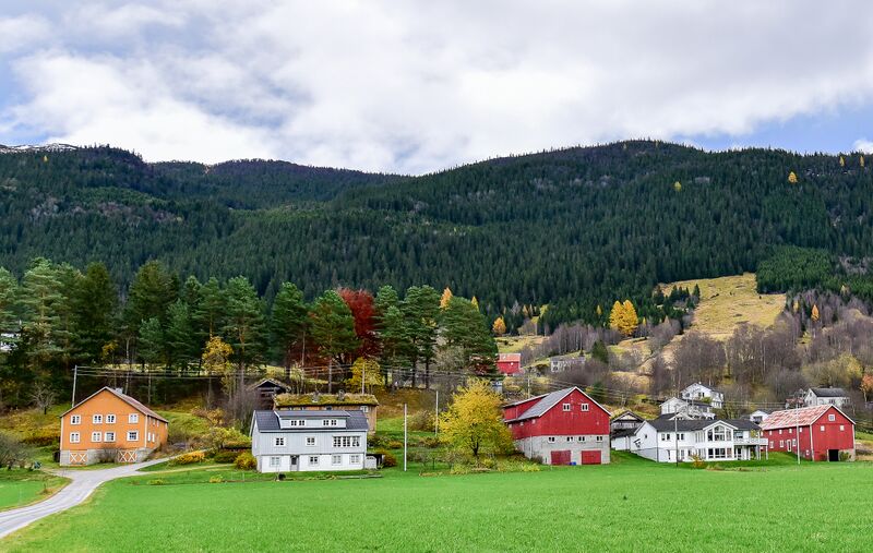 Fil:Innistog Viki Valle 27117-2.jpg