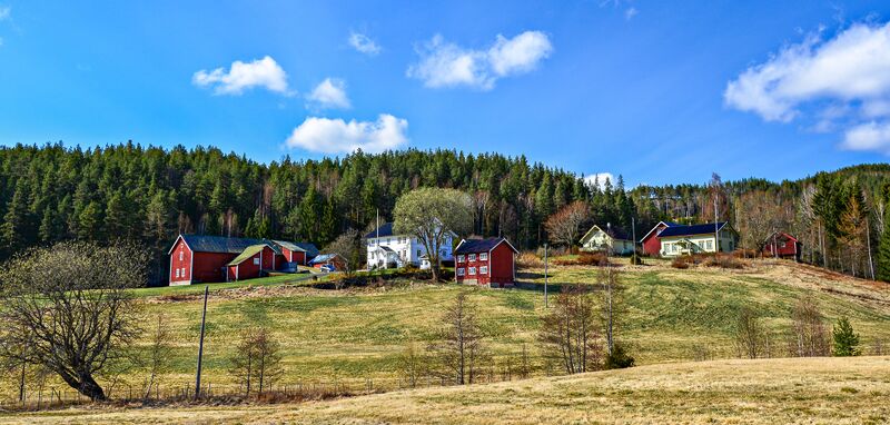 Fil:Øvre Lauvrak Mykland 140417-2.jpg