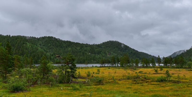 Fil:Myklevatnet Oseknausen 070822-2.jpg