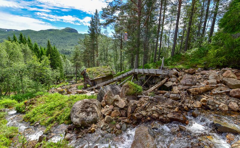 Fil:Byklestøylane kvernhus Kultrane 290621-2.jpg