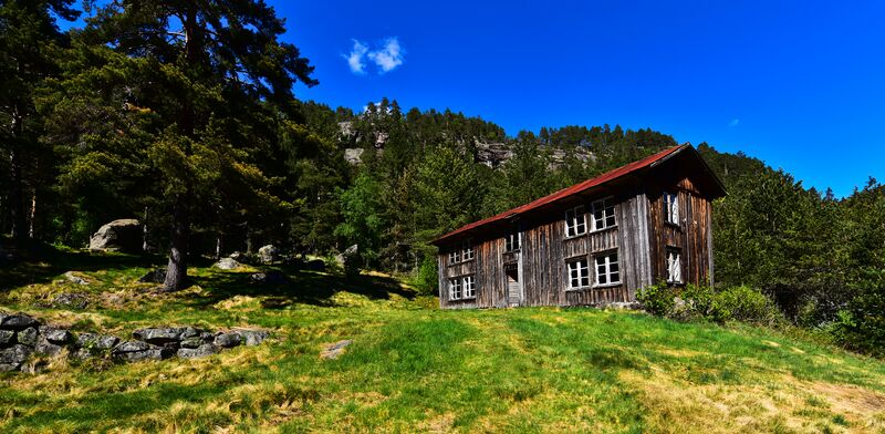 Fil:Hestkleiv Øvre Skjeggedal 190518.jpg