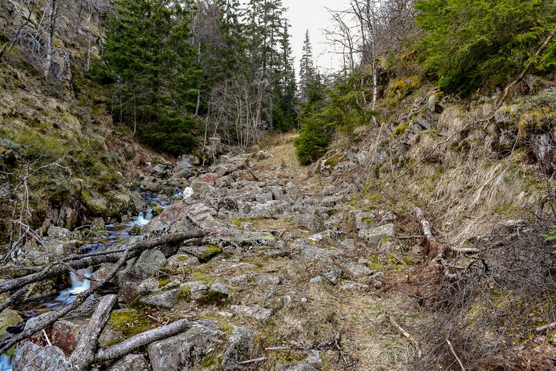 Fil:Vinddalskleiva 180419.jpg