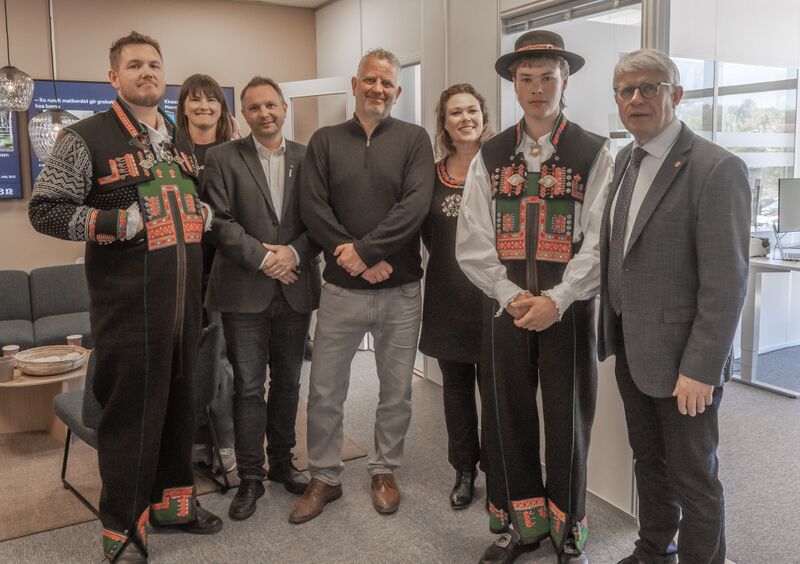 Fil:Setesdølen åpning 070525.jpg