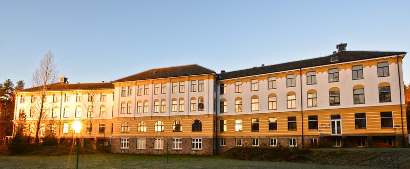 Fil:Landeskogen Grendi 061214.jpg