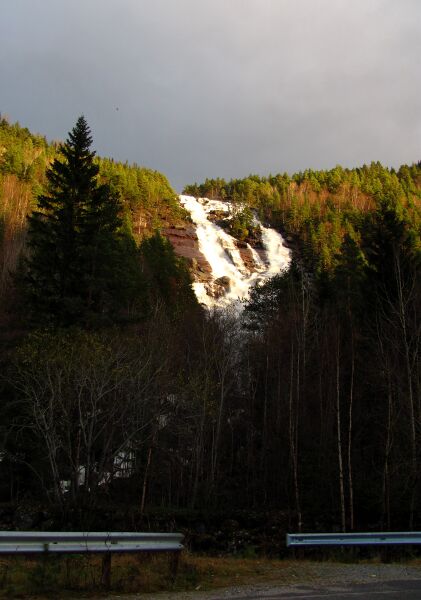 Fil:Valle Kveasåni 02Wcra.JPG