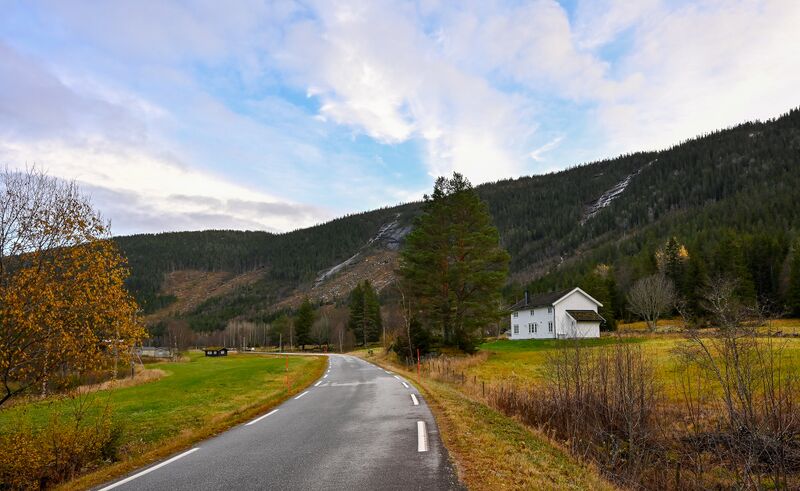 Fil:Dalsli Valle 261025-2.jpg